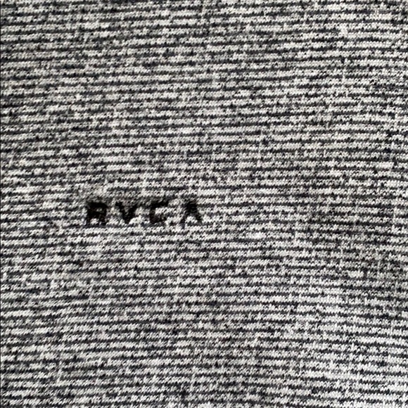 RVCA Casual Crewneck - Picture 2 of 3